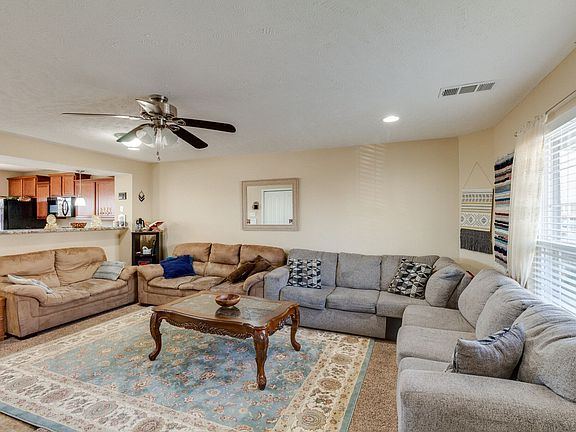 5th image of 2030 George Buchanan Dr