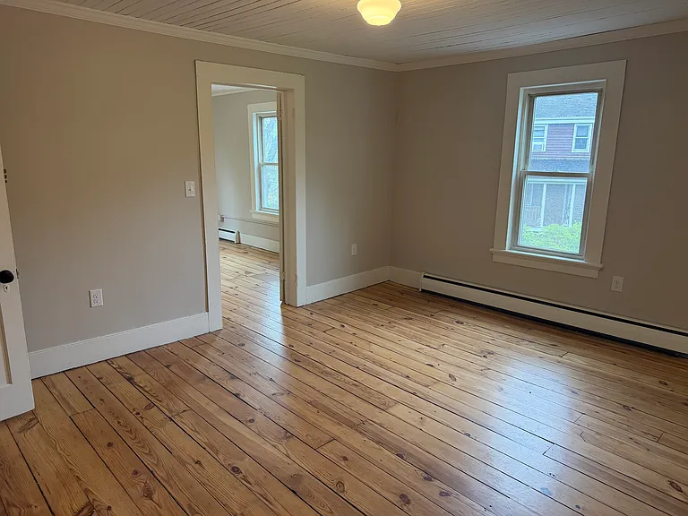 124 Huguenot St #201 — Photo 14