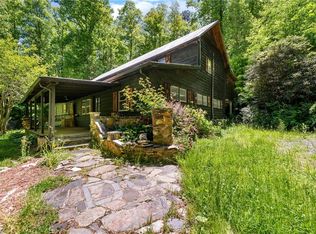 5668 Longbottom Rd, Traphill, NC 28635