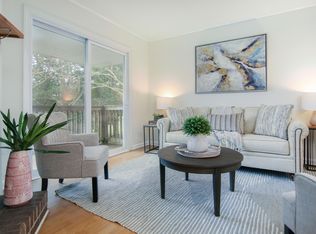 1402 Camp Rd APT 8H, Charleston, SC 29412