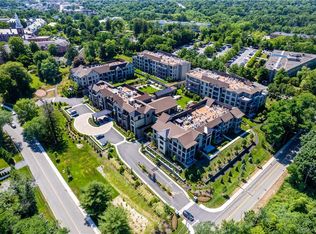 120 Old Post Road #PH-E303, Rye, NY