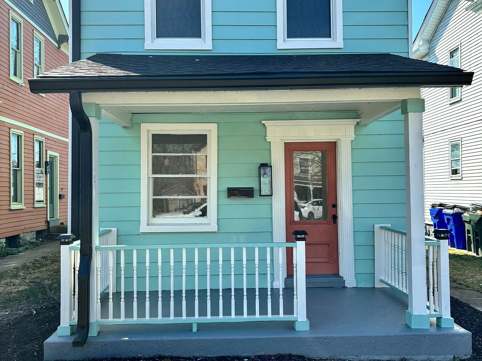 813 Campbell Ave — Photo 1