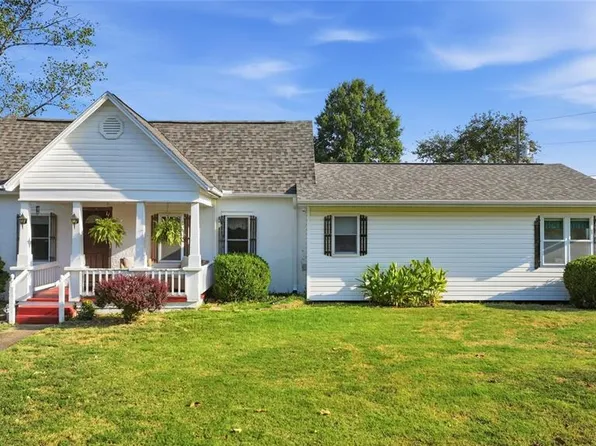 16763 Sunset Dr, Houston, MO 65483