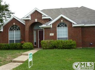 1827 Grand Cayman Way, Mesquite, TX 75149