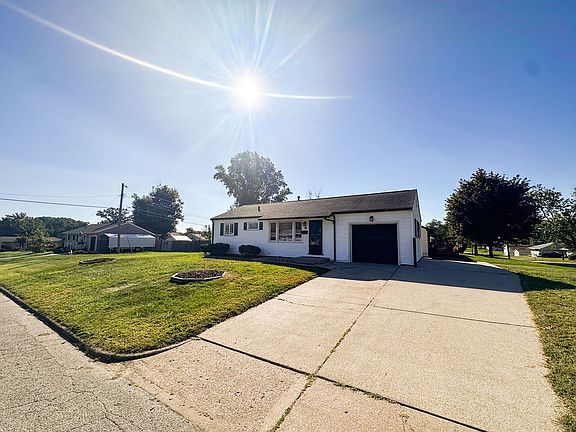 3rd image of 9 Glenview Dr