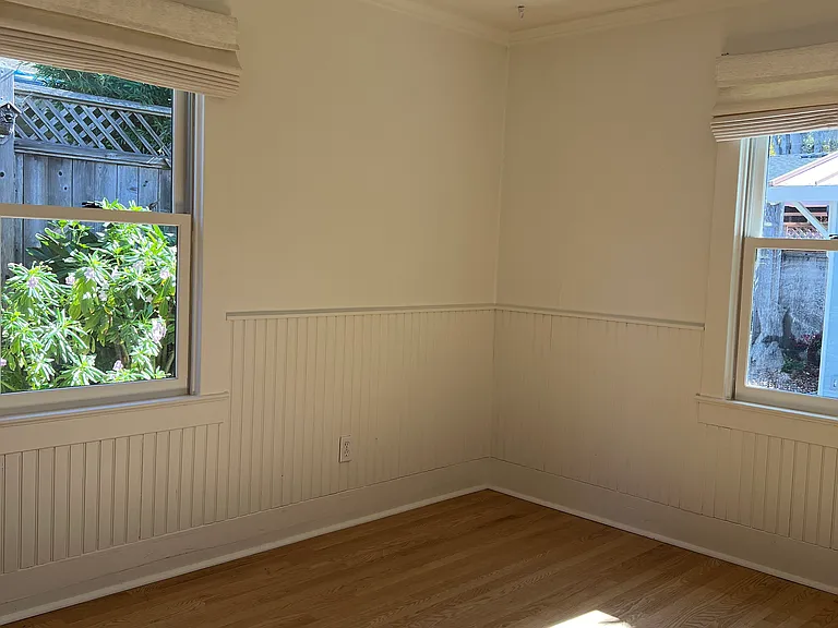 139 Naglee Ave — Photo 6