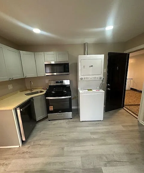 2440 S St NW #4 — Photo 21