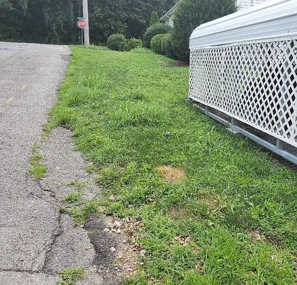 770 Riverland Rd SE — Photo 8