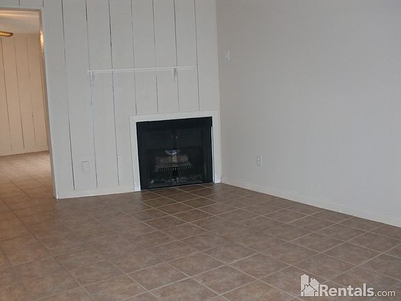 2nd image of 4940 Summerwood Cir