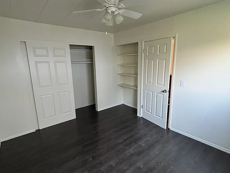 2560 Harrison Ave #15 — Photo 5