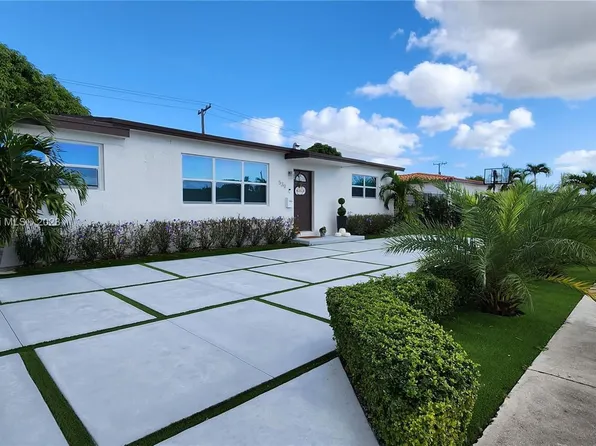539 W 39th Pl, Hialeah, FL 33012