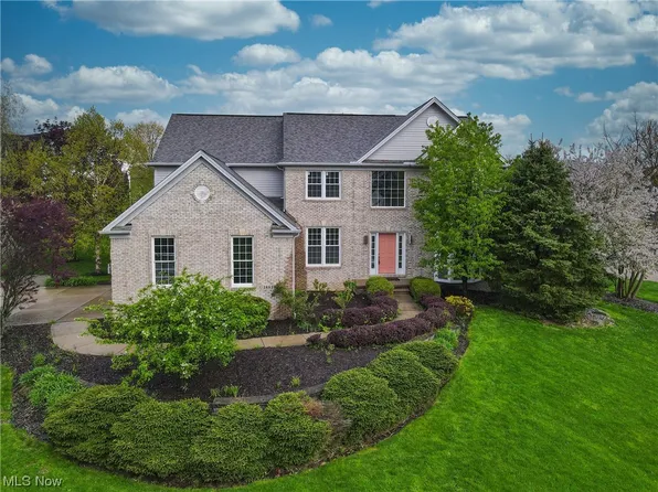 3883 Stonebridge Blvd, Akron, OH 44321