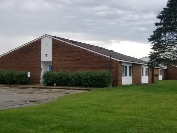 Hillview Apartments