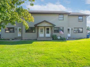 1327 Trader Rd #2, Menasha, WI 54952
