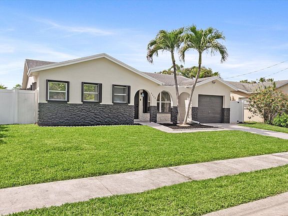 2nd image of 22267 SW 57th Avenue