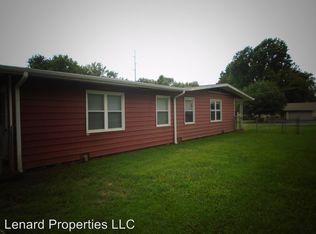 1002 E Seminole St, Springfield, MO 65807