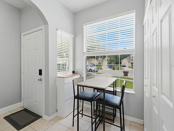 4th image of 2446 Temple Grove Ln