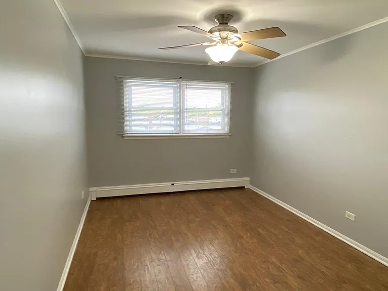 4420 W 111th St #303 — Photo 9