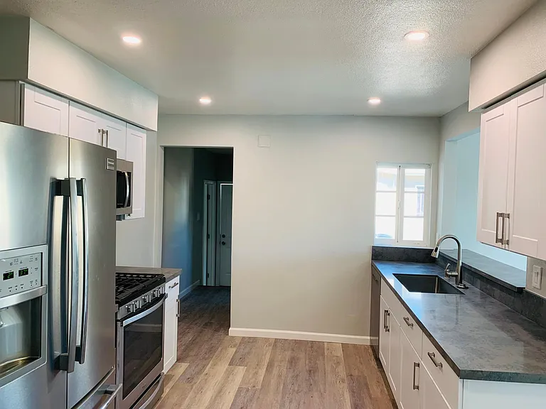 459 N Cuyamaca St N — Photo 4