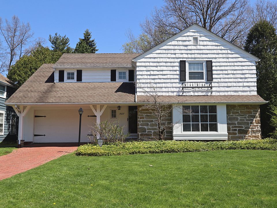 Stone Front @Red Brick Dr