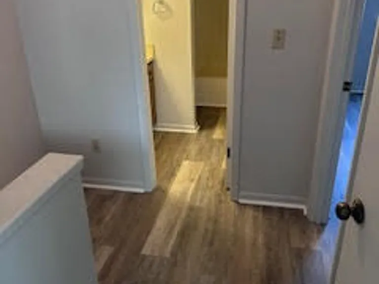 1516 Kraft Ave — Photo 15