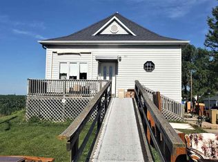 609 Chestnut, Silver Creek, NE 68663