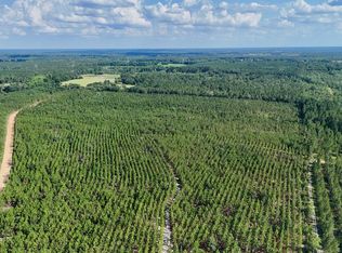 15 Penny Morris Rd, Baxley, GA 31513