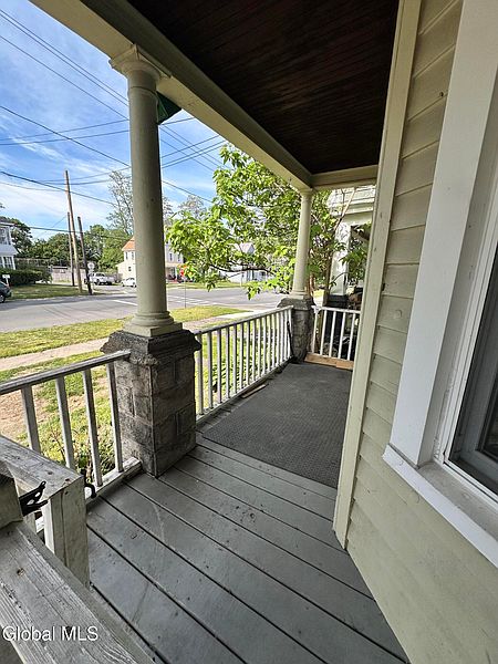 4th image of 1906 Campbell Avenue