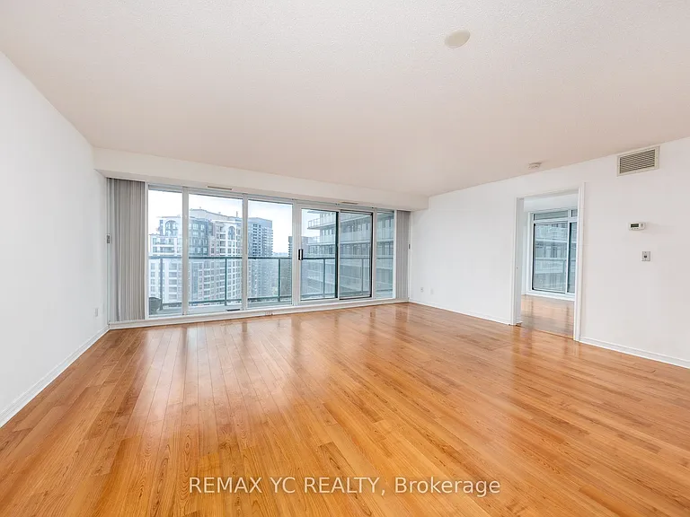 5500 Yonge St #2410 — Photo 9