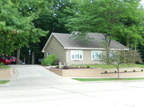 3818 15th St, Kenosha, WI 53144