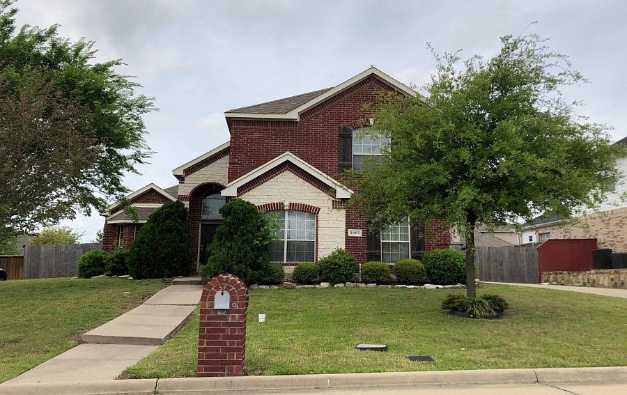 1st image of 2807 Saint Maria Dr