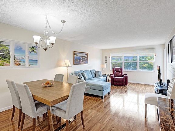 5th image of 1502 S Lakeside Drive #303