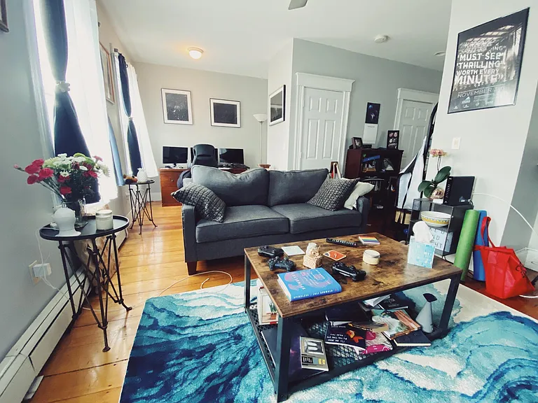 480 E 7th St #2 — Photo 6
