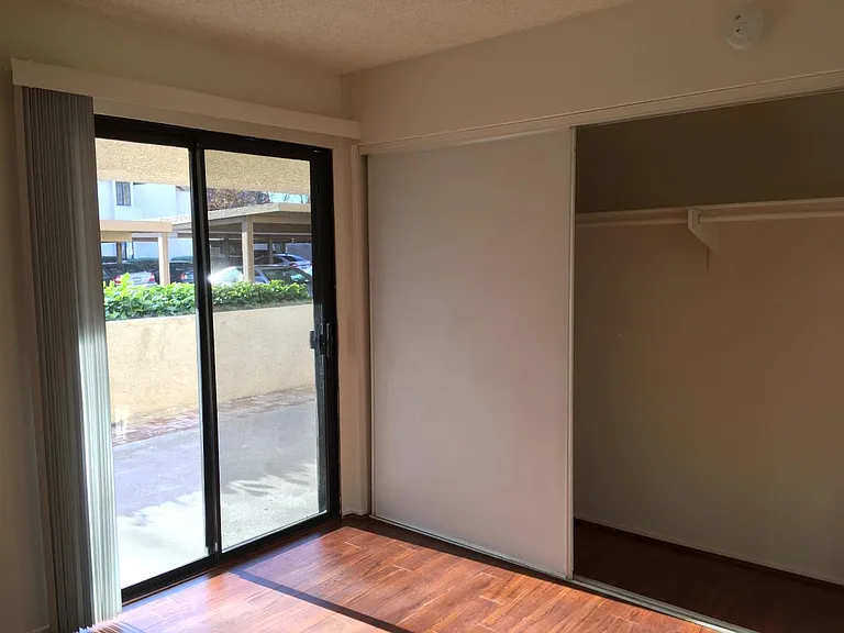 8327 Vineyard Ave #3 — Photo 5