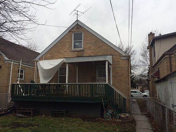 2nd image of 4509 N Narragansett Ave