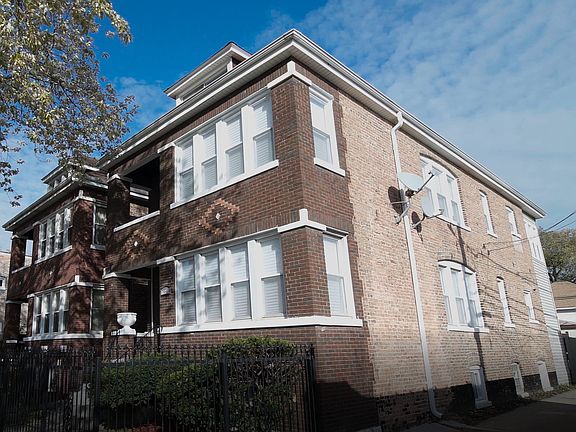 2nd image of 7045 S Washtenaw Ave