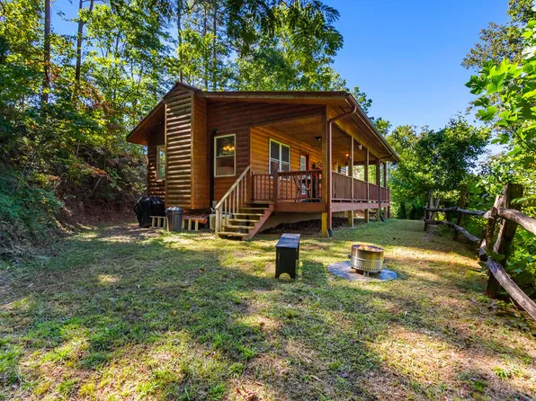 643 Zekes Trl, Marble, NC 28905
