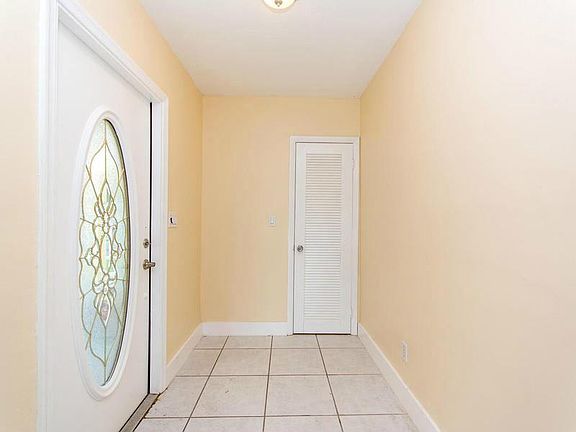 3rd image of 8670 NW 18th St