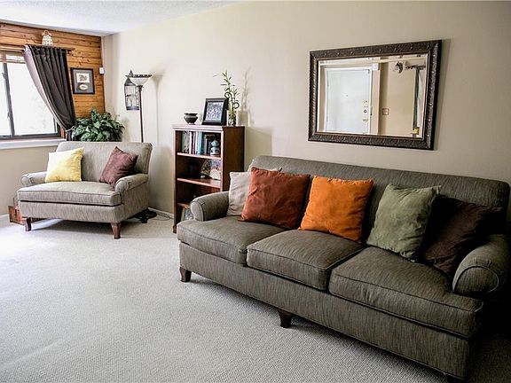 2nd image of 307 Cortland Dr