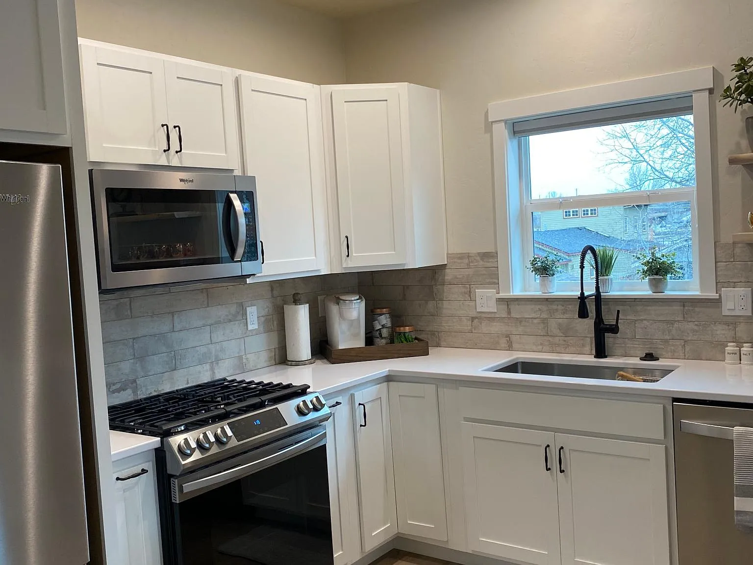 1 bed, 624 sqft, $2,995 — Photo 3