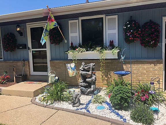 4th image of 1510 W Clayton Crest Ave