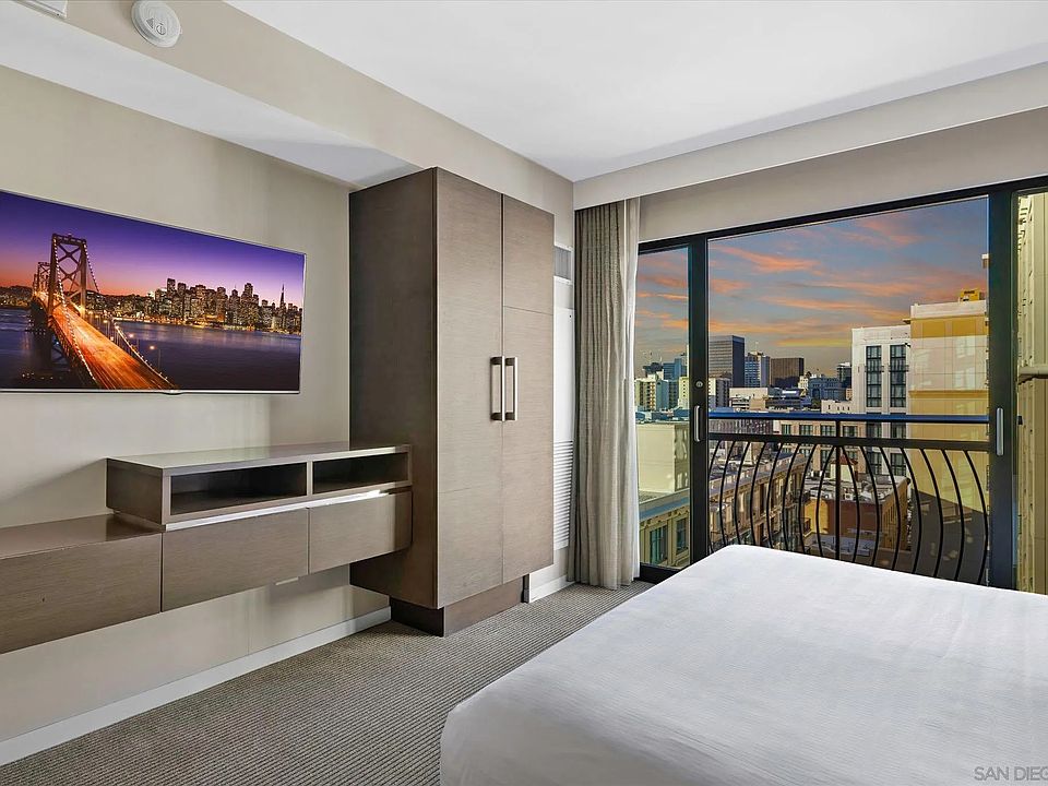 1st image of 207 5th Ave #1058