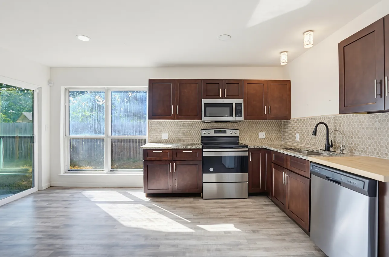 6602 Spring Brook Street - 1 — Photo 3
