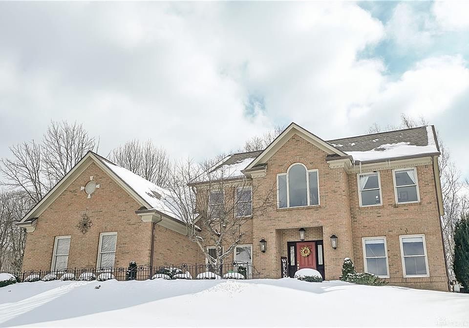 1st image of 365 Lincoln Cir