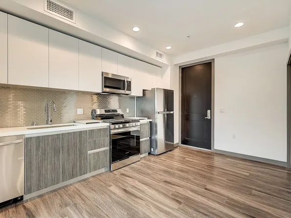 Brand New Building featuring 1 & 2 bedroom Flats & Townhomes!, 641 N Hobart Blvd #402, Los Angeles, CA 90004
