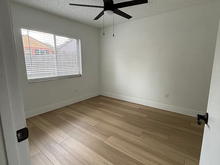 4660 E Eastwind Dr — Photo 11