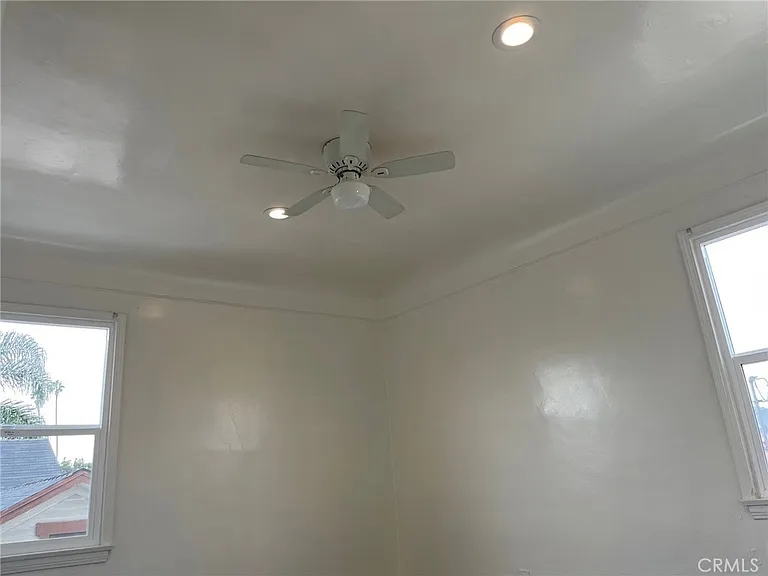 3968 Arlington Ave #1/2 — Photo 13