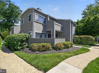 1957 Villaridge Dr #A, Reston, VA 20191