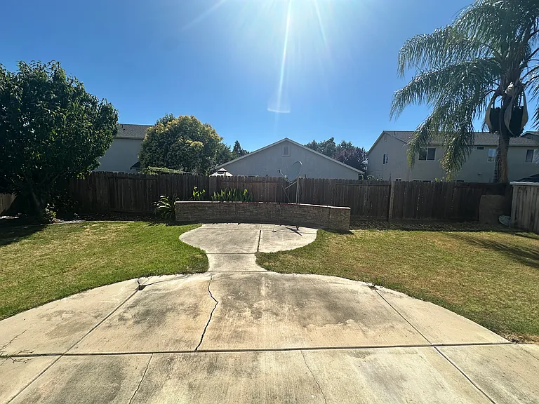 7742 McBride Way — Photo 32