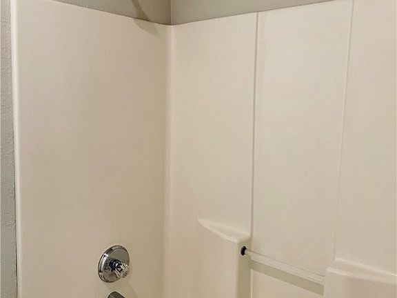 3rd image of 3600 Deerfield Blvd #1